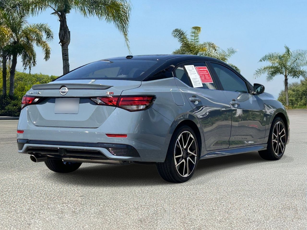 2025 Nissan Sentra SR photo 4