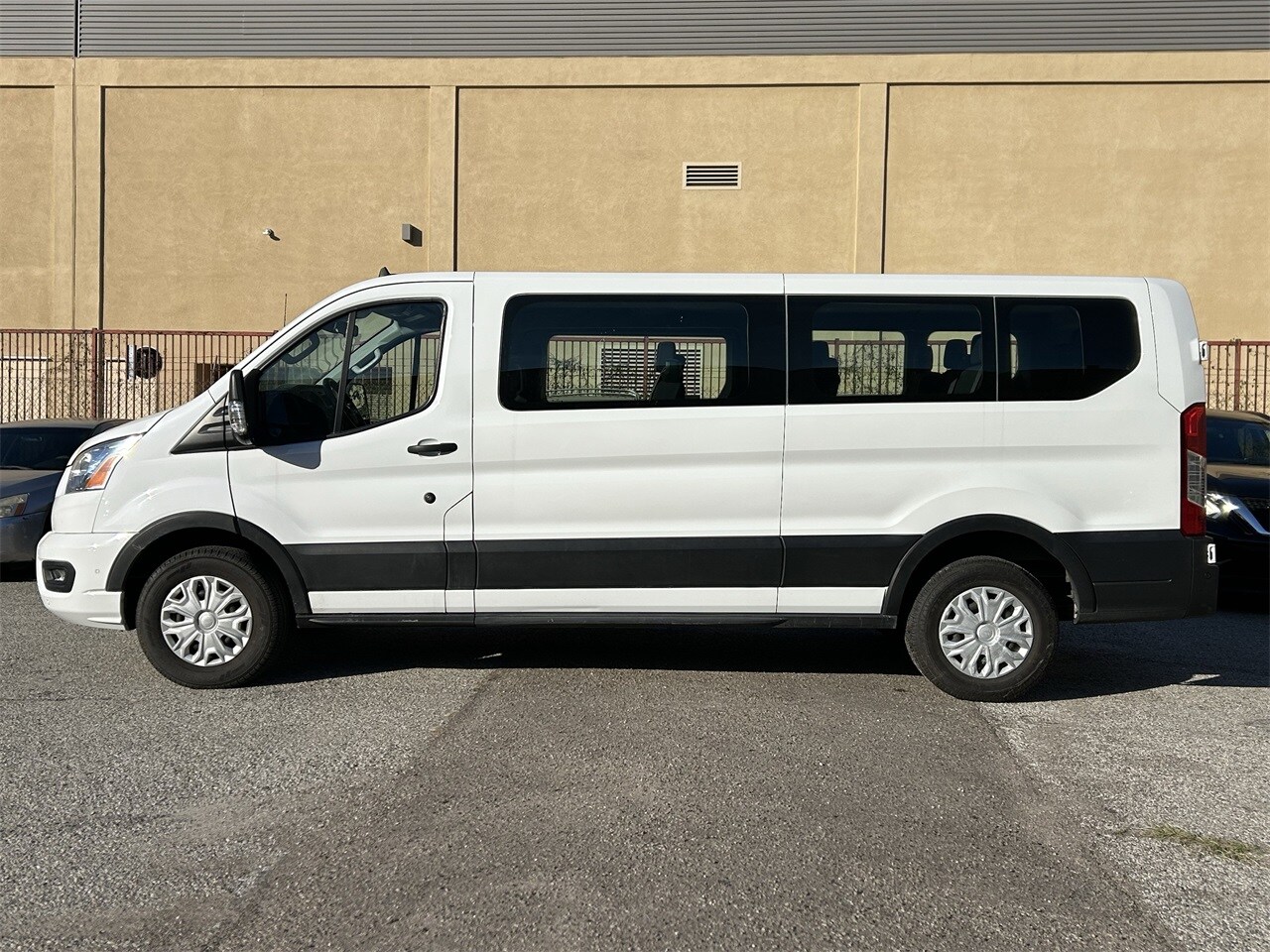 2021 Ford Transit photo 2
