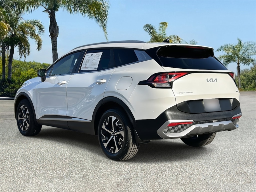 Used 2024 Kia Sportage Hybrid EX SUV