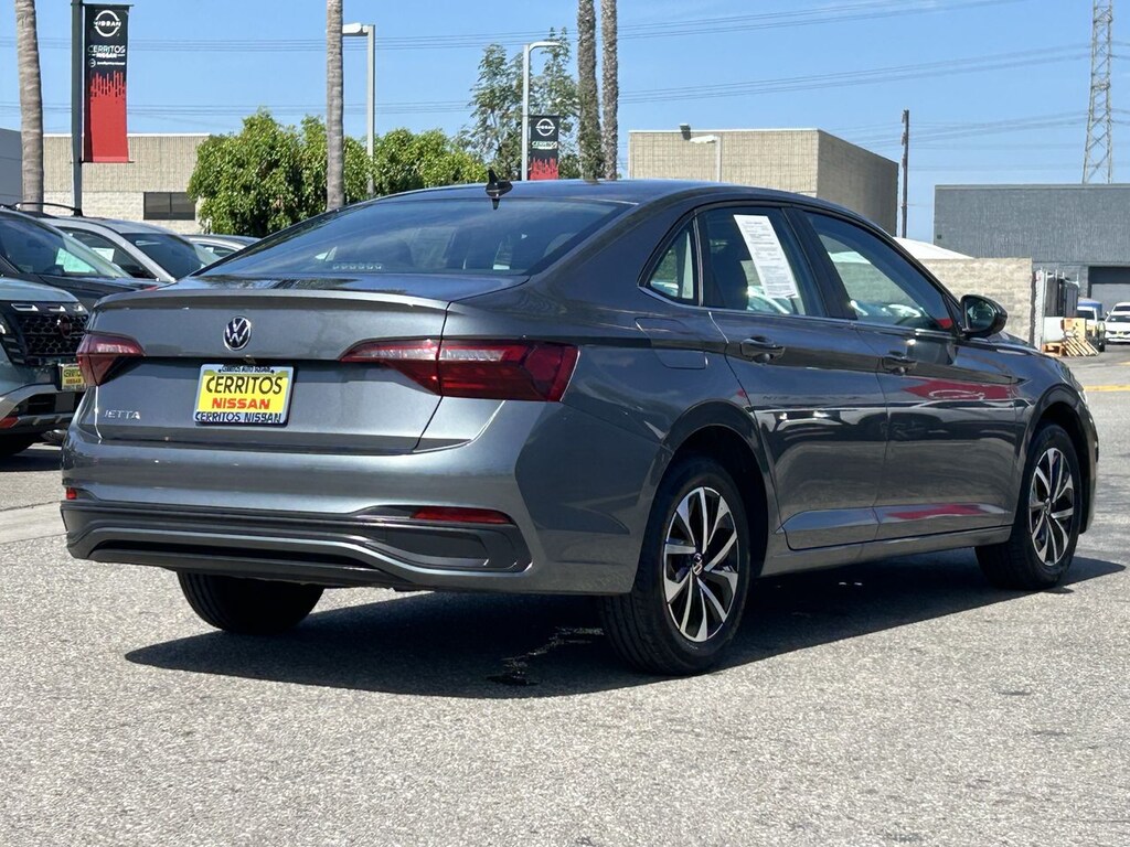 Used 2024 Volkswagen Jetta 1.5T S Sedan