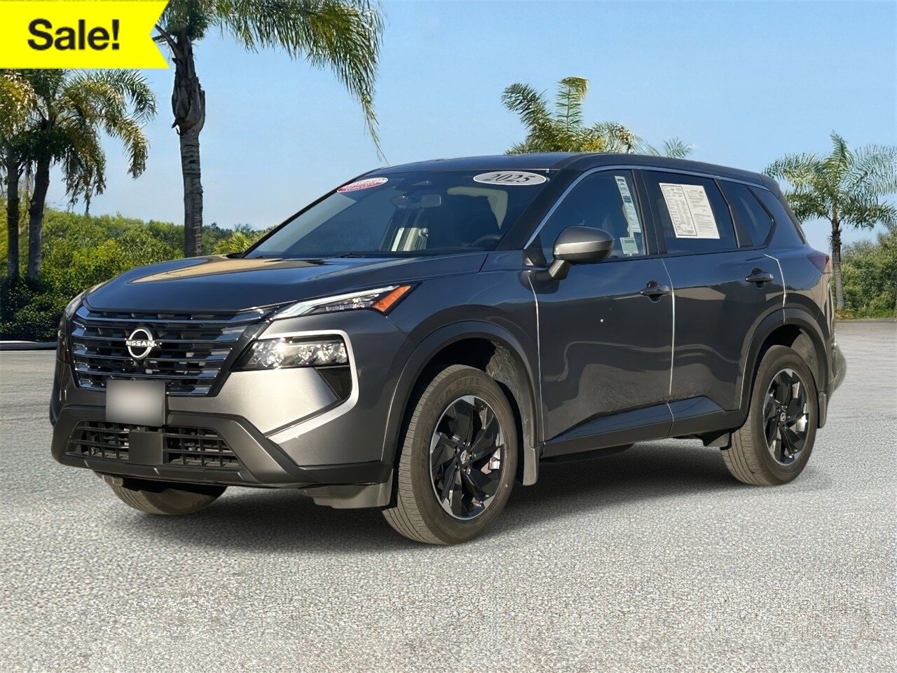 2025 Nissan Rogue SV's photo