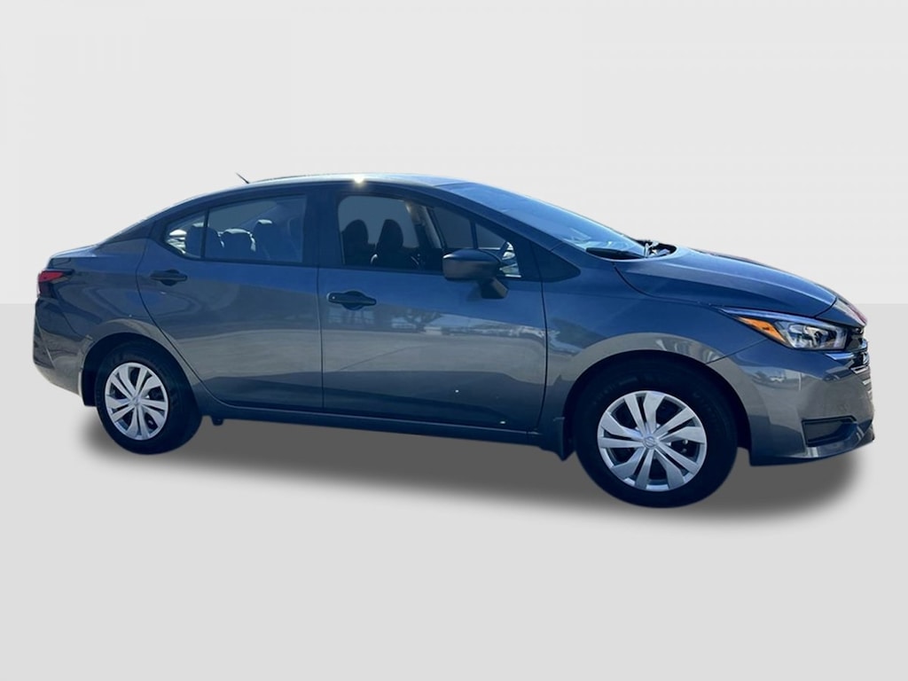 New 2025 Nissan Versa 1.6 S Sedan