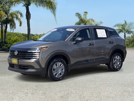 2025 Nissan Kicks S SUV
