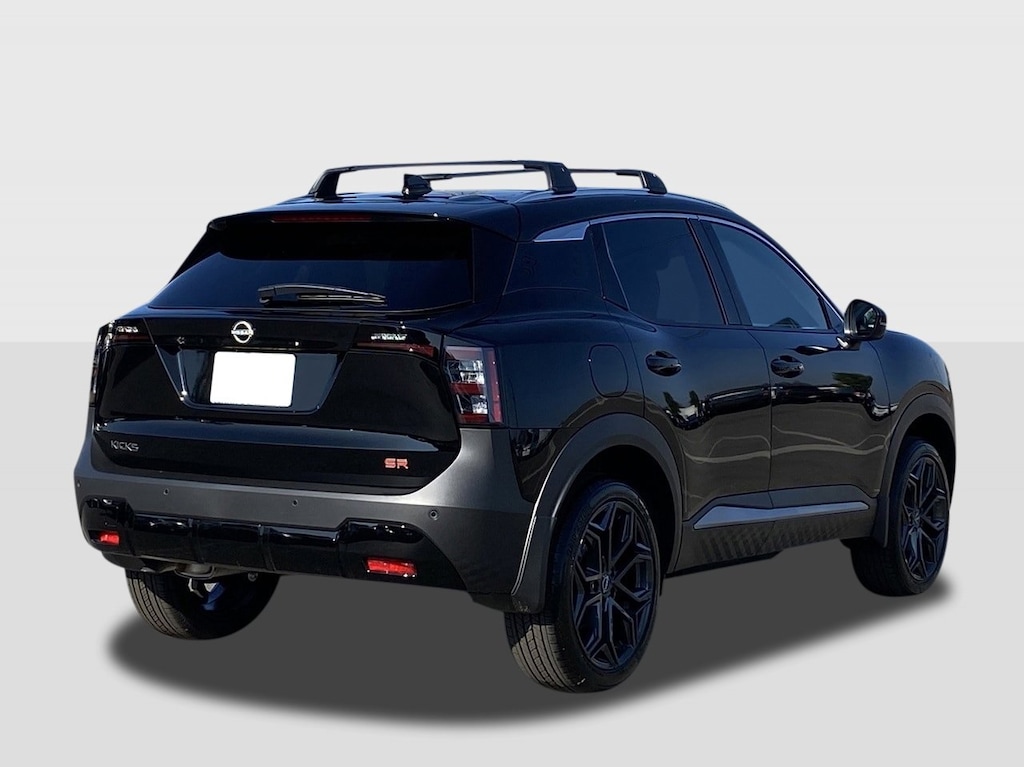 New 2026 Nissan Kicks SR SUV
