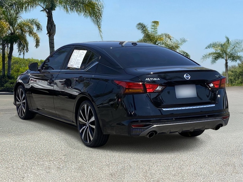 Certified 2022 Nissan Altima 2.5 SR Sedan
