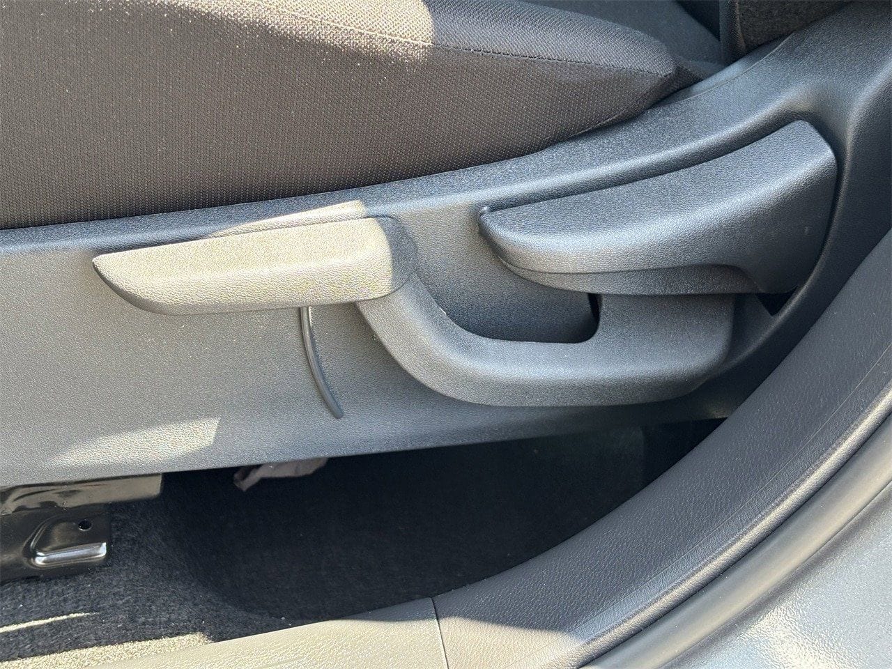 2025 Nissan KICKS PLAY Base - Photo 24