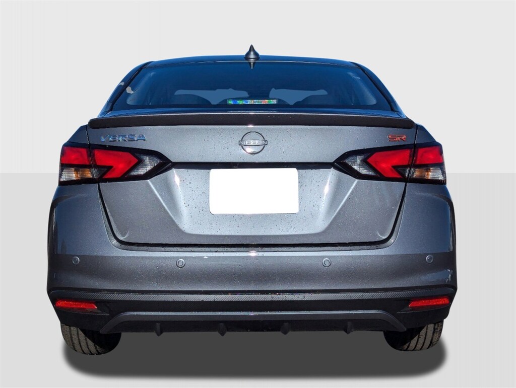 New 2025 Nissan Versa 1.6 SR Sedan