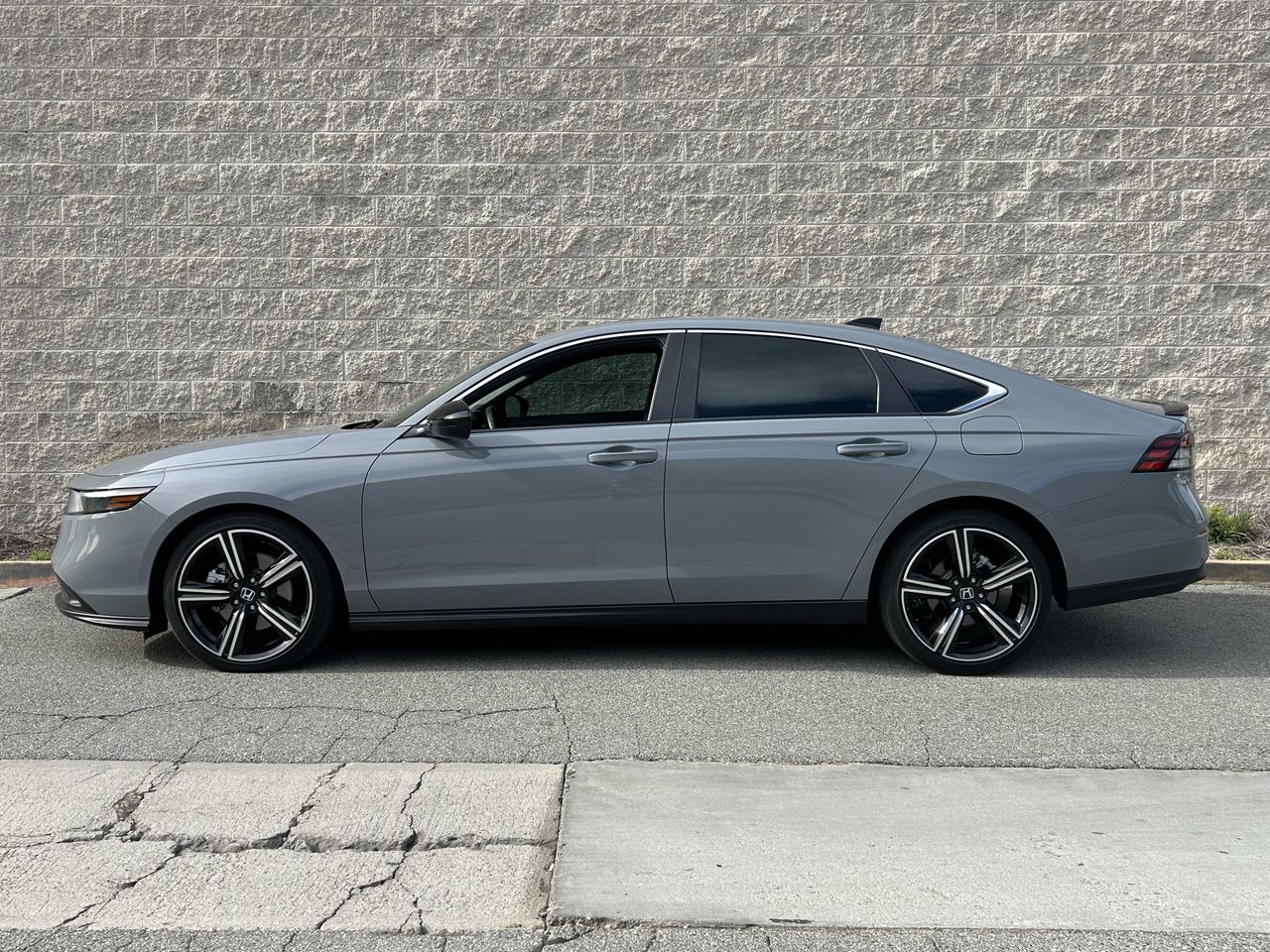 2024 Honda Accord Hybrid Sport photo 3