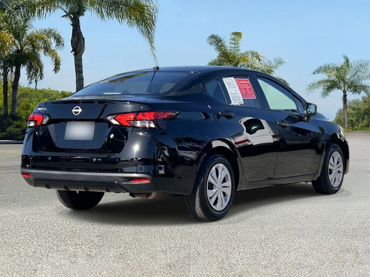 2023 Nissan Versa 1.6 S photo 4