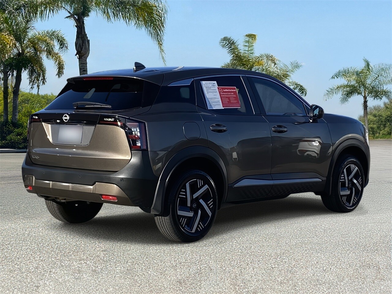 2025 Nissan Kicks SV photo 3
