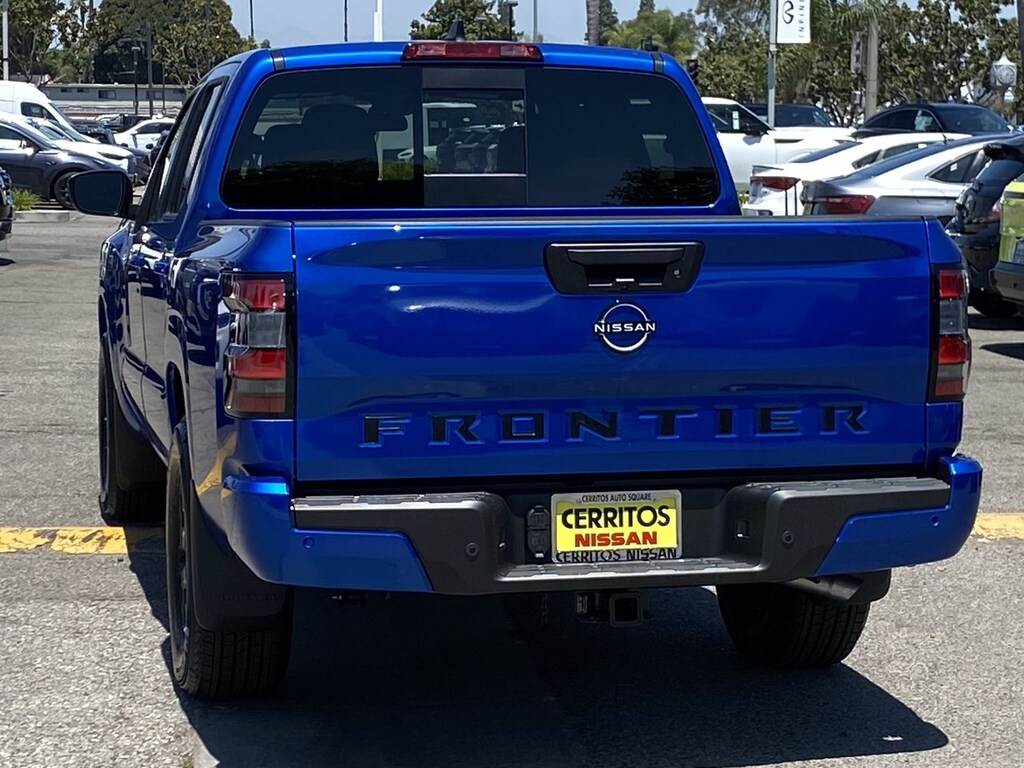 New 2026 Nissan Frontier SV Truck Crew Cab