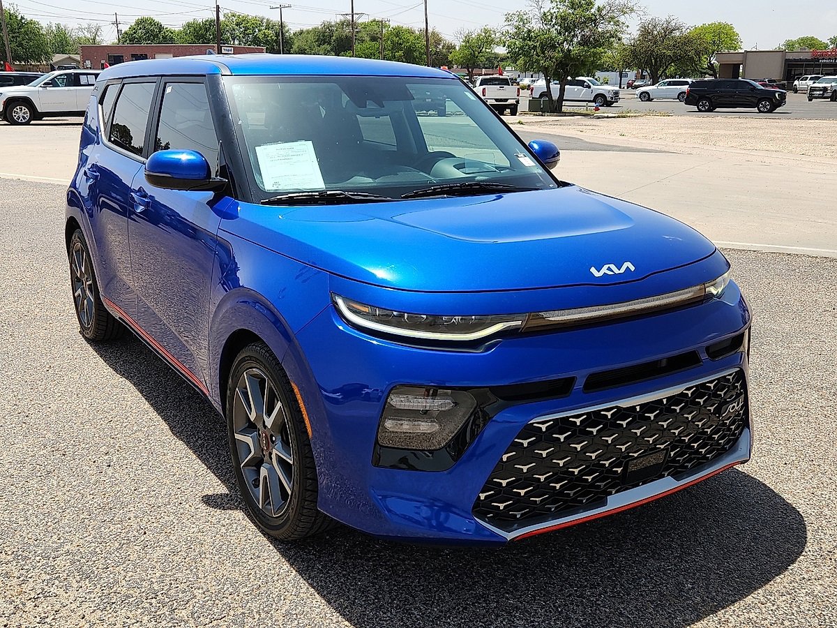 2022 Kia Soul GT-Line Turbo photo 4