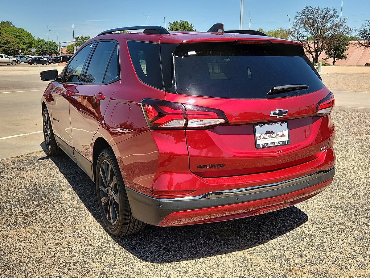 2022 Chevrolet Equinox RS photo 2