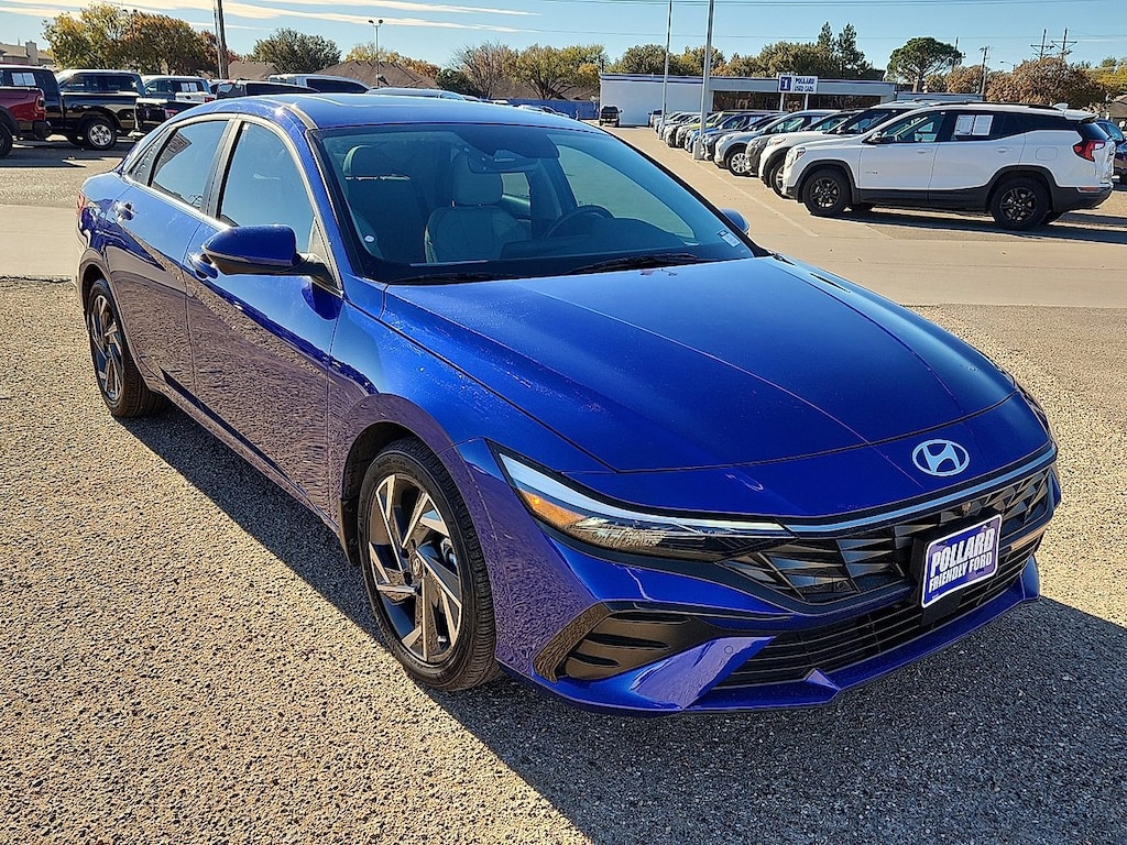 Used 2024 Hyundai Elantra Limited Sedan