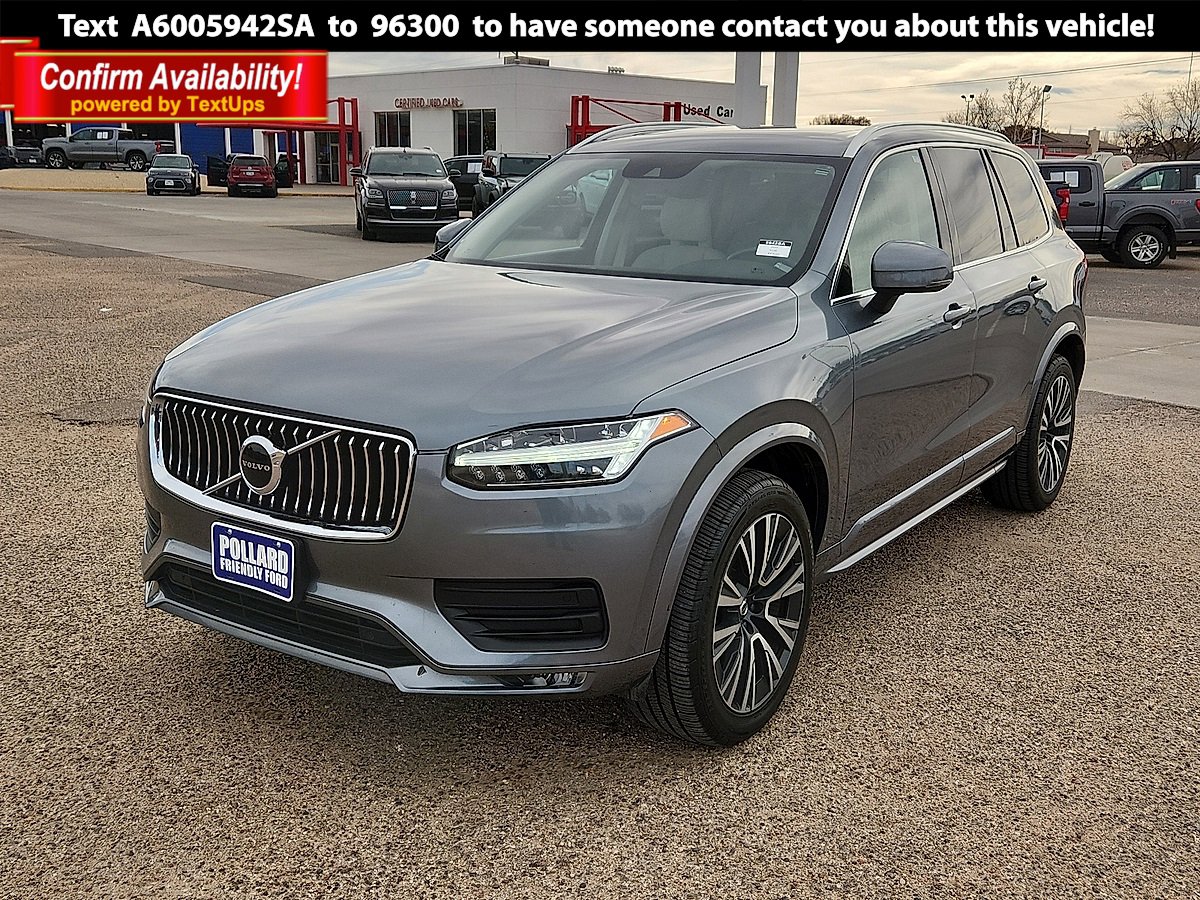 2020 Volvo XC90 Momentum's photo