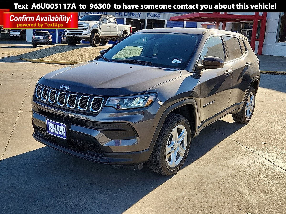 2023 Jeep Compass Sport's photo
