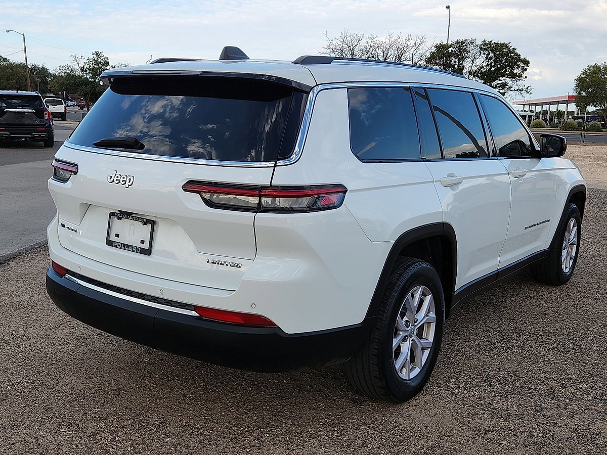 2022 Jeep Grand Cherokee Limited photo 2