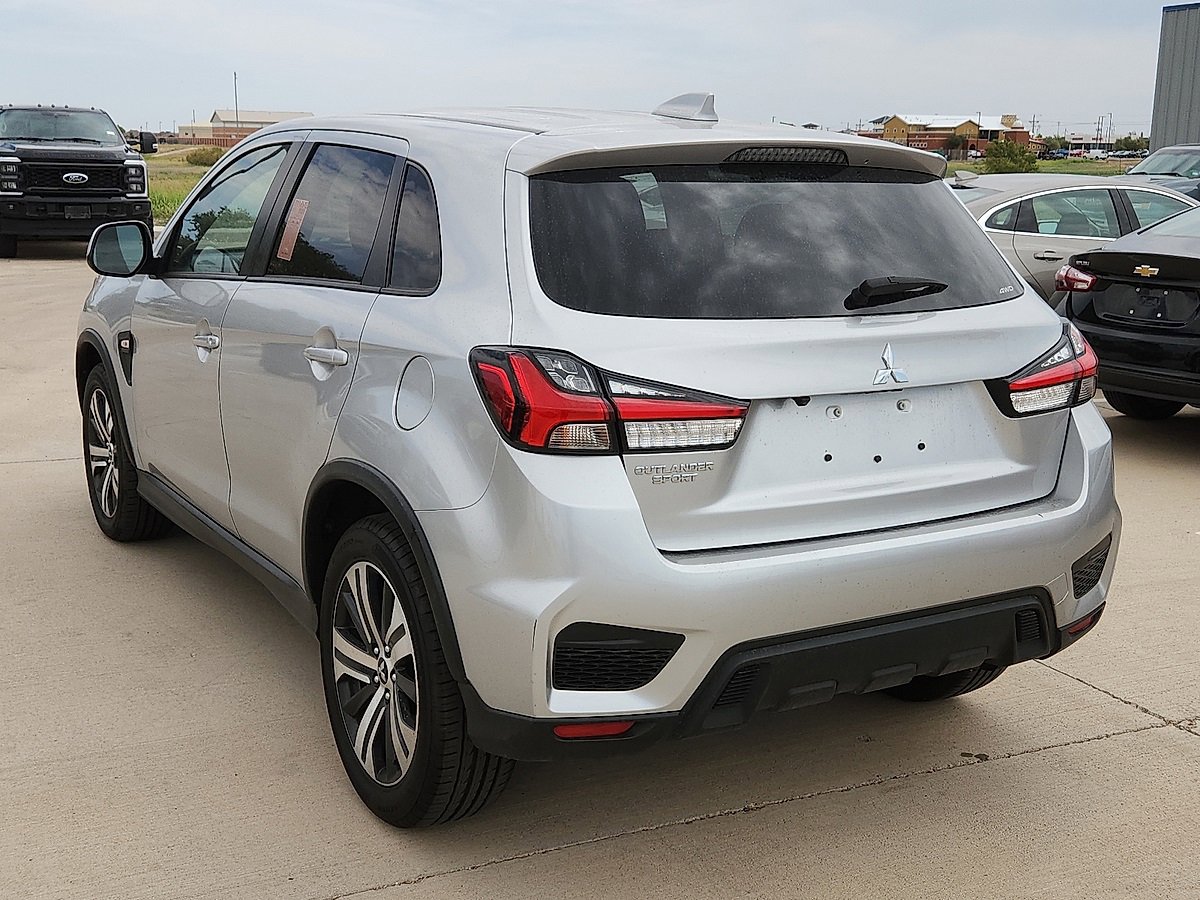 2024 Mitsubishi Outlander Sport ES LE SE photo 2