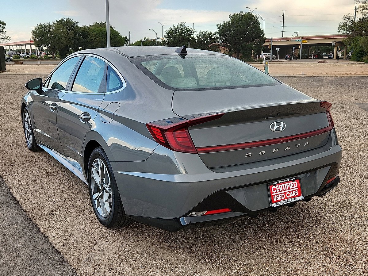 2023 Hyundai Sonata SEL photo 2