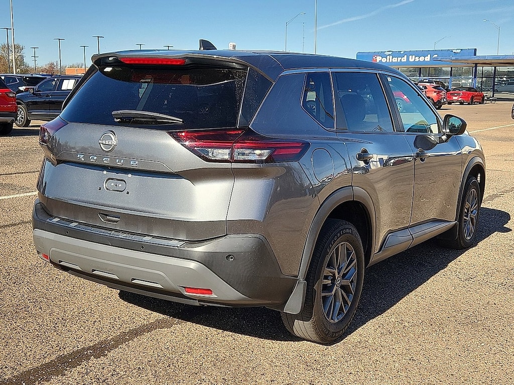 Used 2023 Nissan Rogue S SUV