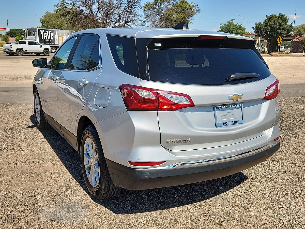 2021 Chevrolet Equinox photo 2