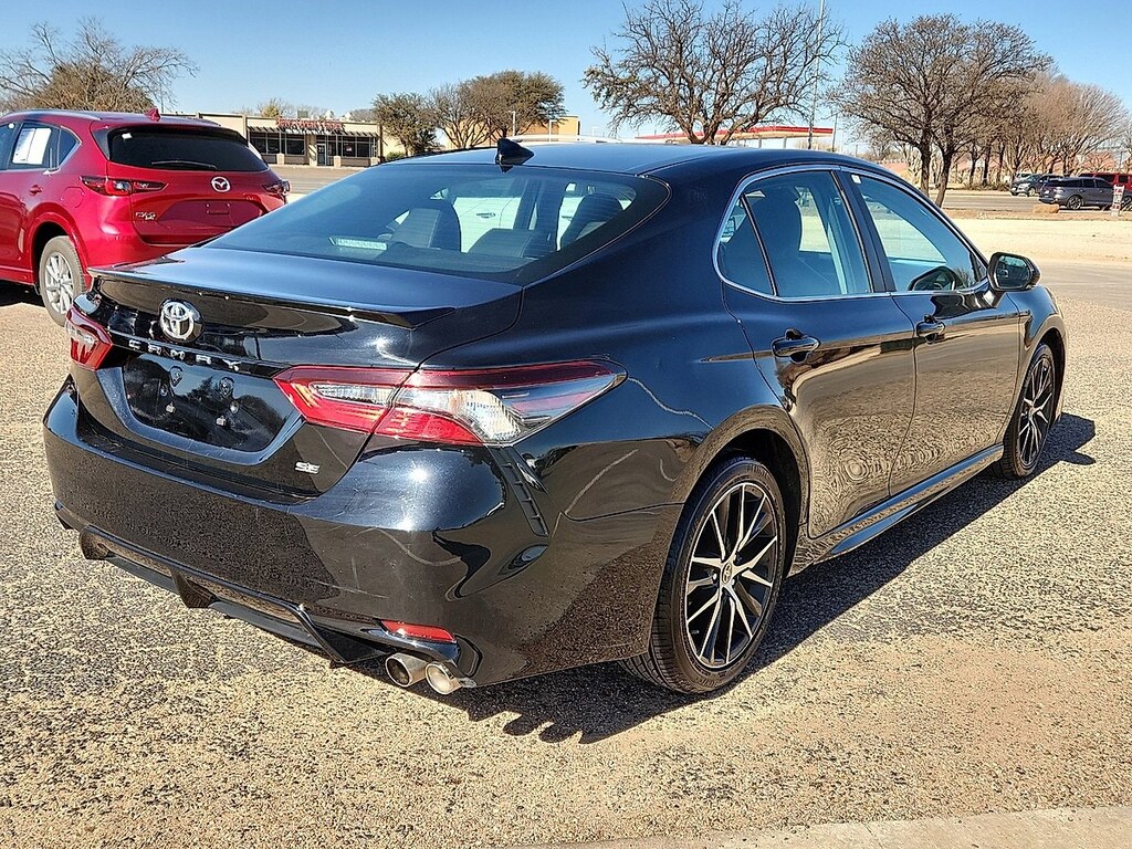 Used 2023 Toyota Camry SE Sedan