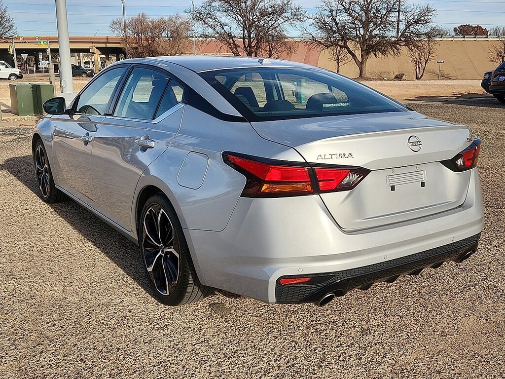 Used 2023 Nissan Altima 2.5 SR Sedan