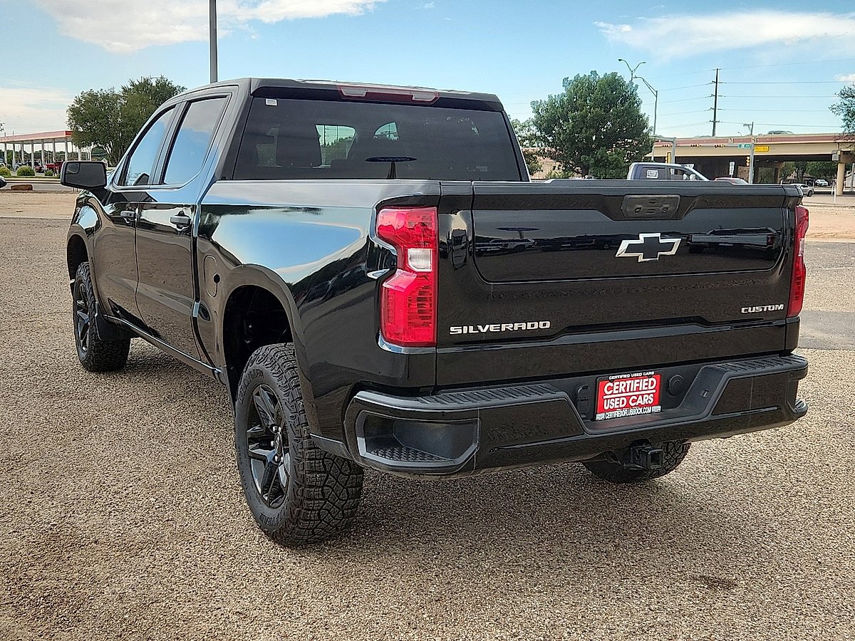 2023 Chevrolet Silverado 1500 Custom Trail Boss photo 2
