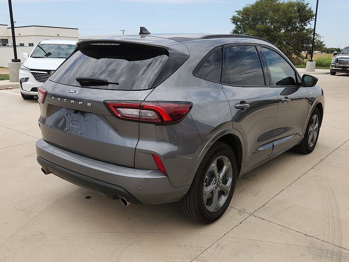 2024 Ford Escape ST-Line photo 3