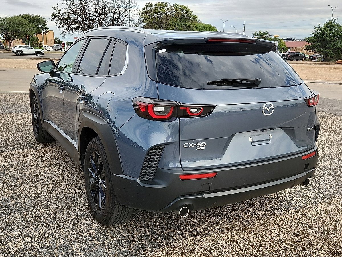 2024 Mazda CX-50 2.5 S Preferred photo 2