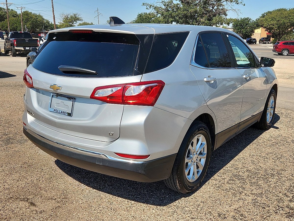 2021 Chevrolet Equinox photo 3
