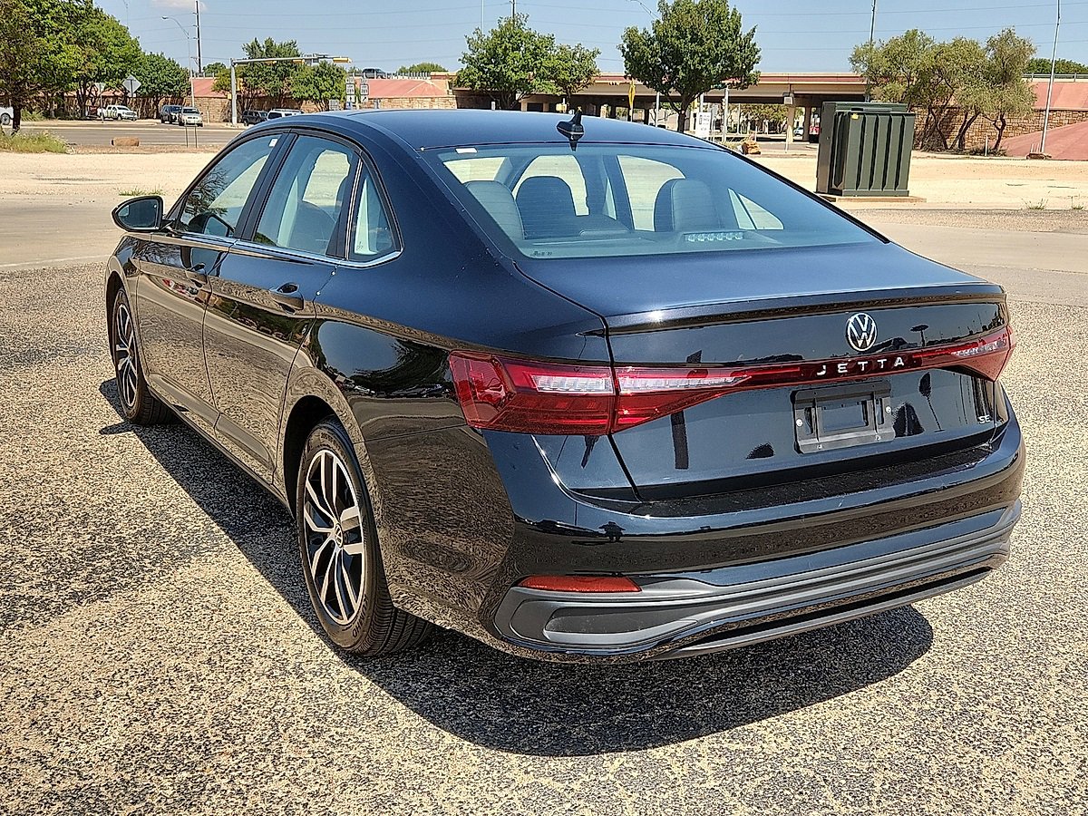 2025 Volkswagen Jetta 1.5T SE photo 2