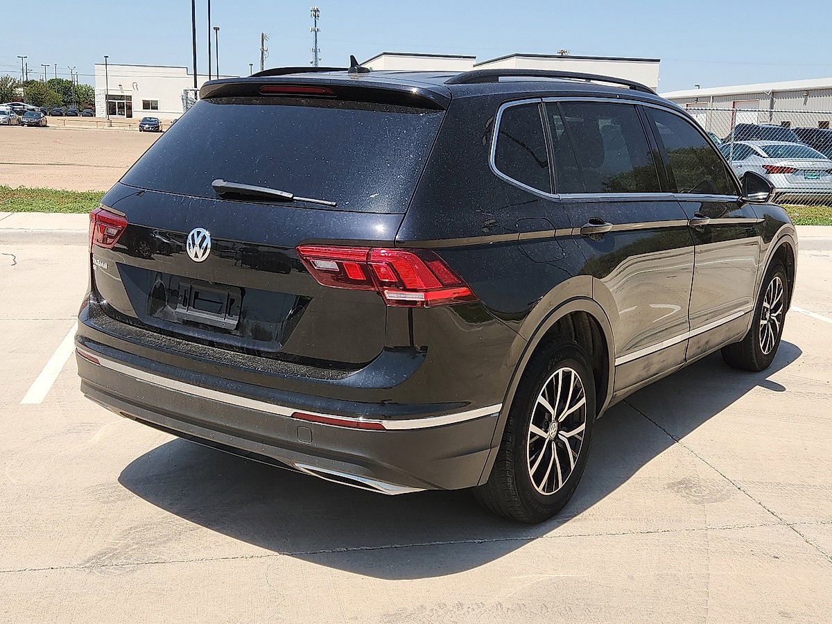 2021 Volkswagen Tiguan SEL photo 3