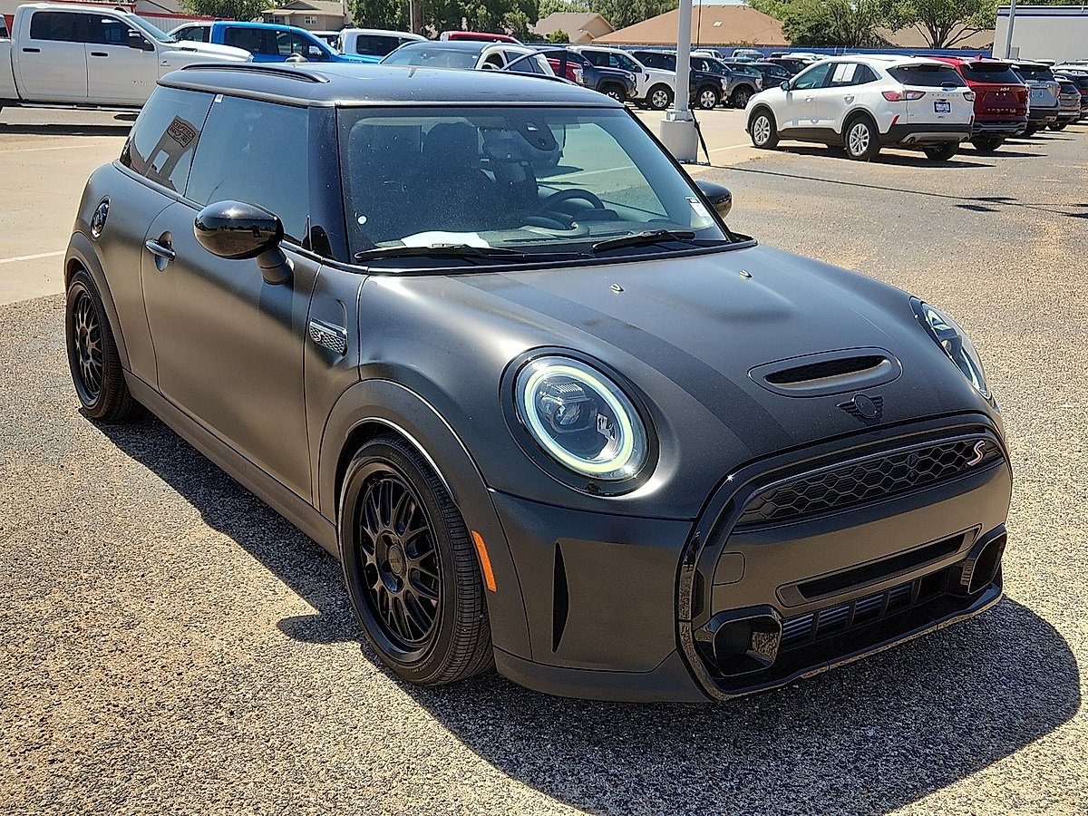 2024 Mini Cooper 2 Door Hardtop S photo 3