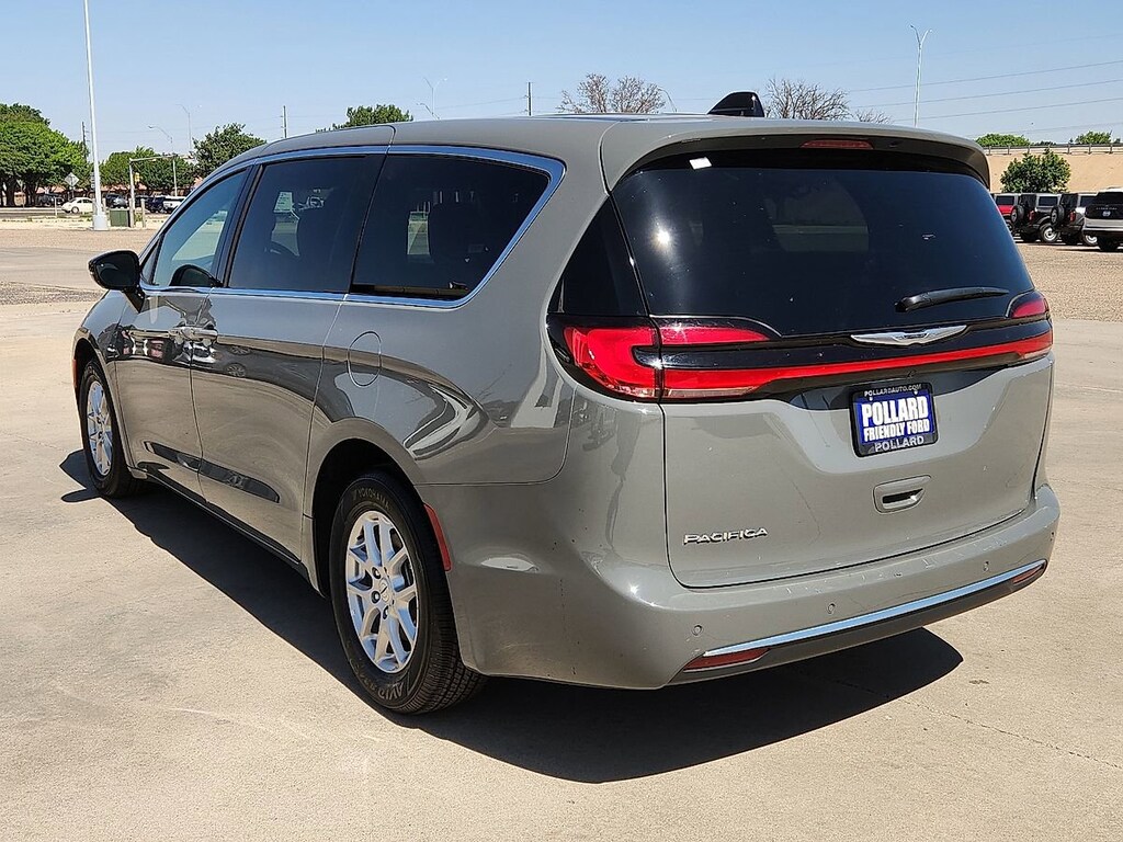 Certified 2025 Chrysler Pacifica Select Van Passenger Van