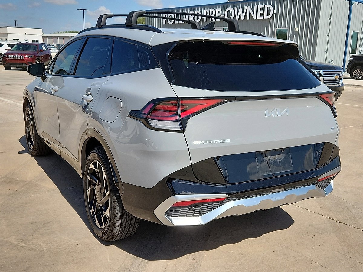 2024 Kia Sportage photo 2