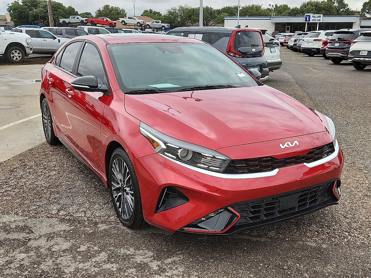 2024 Kia Forte GT-Line photo 4