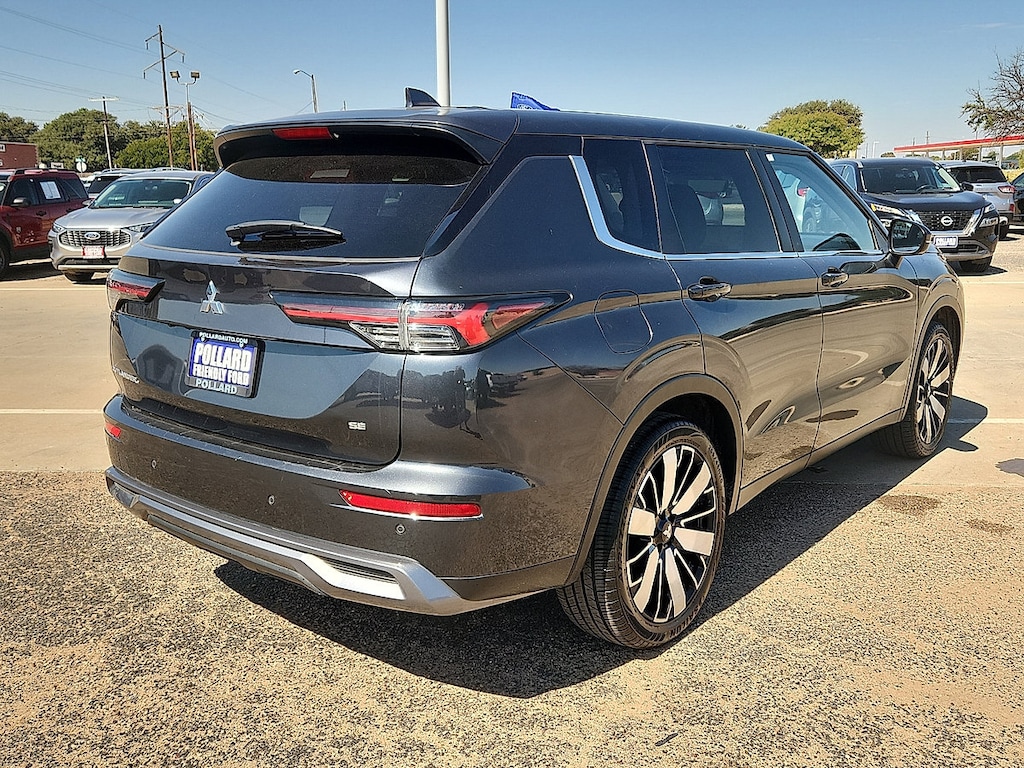 Certified 2025 Mitsubishi Outlander SE SUV