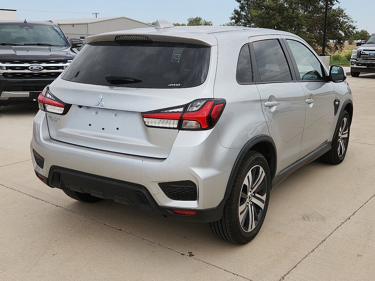 2024 Mitsubishi Outlander Sport ES LE SE photo 3