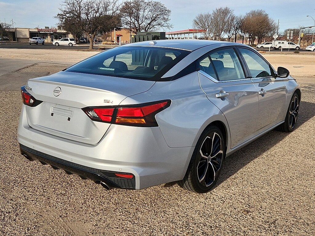 Used 2023 Nissan Altima 2.5 SR Sedan