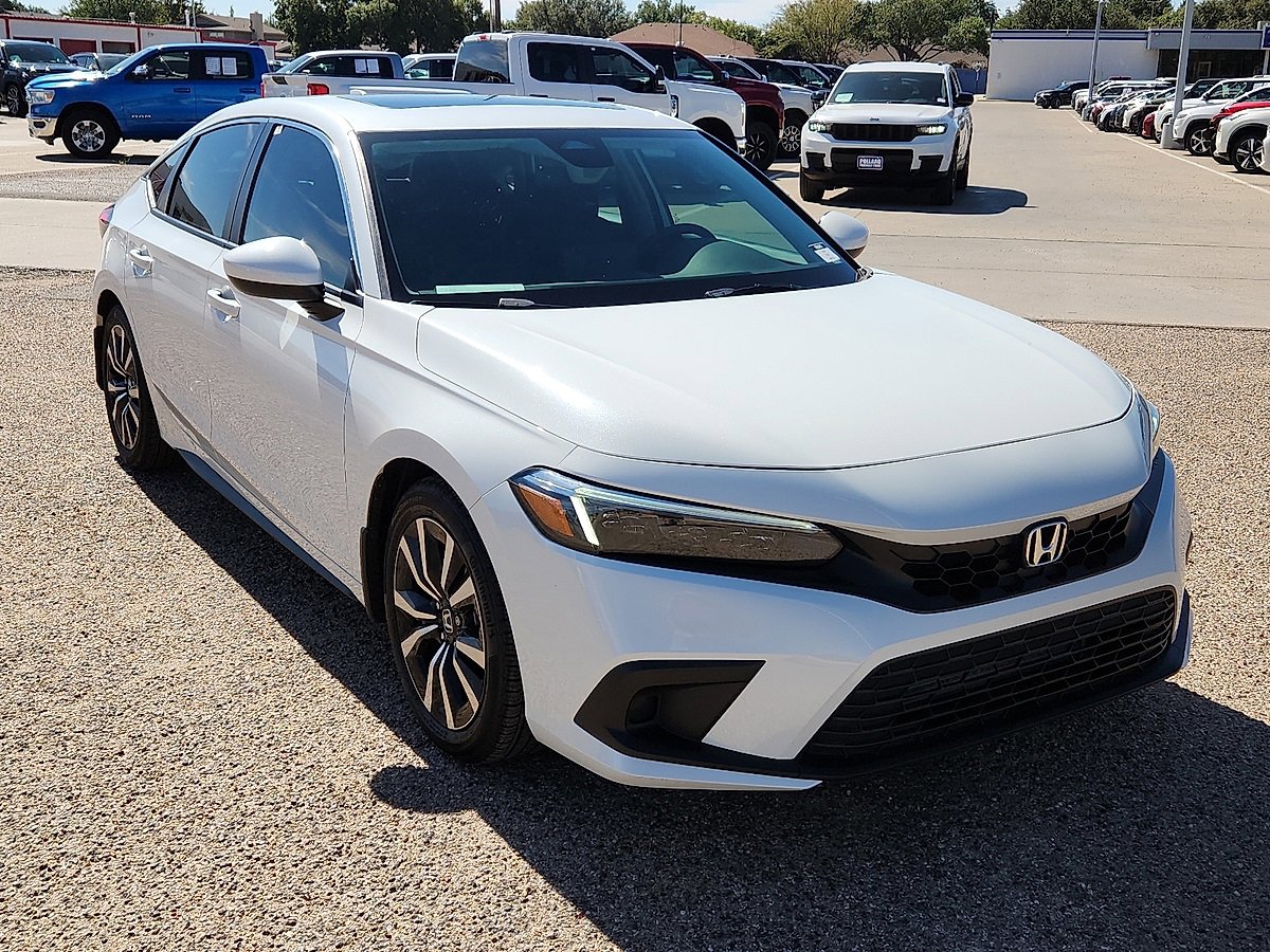 2024 Honda Civic Hatchback EX-L photo 4
