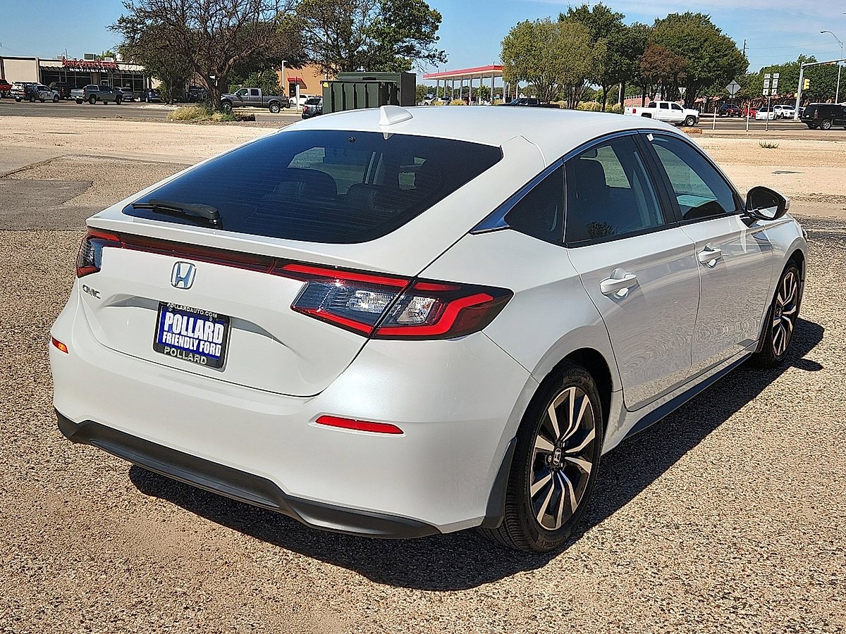 2024 Honda Civic Hatchback EX-L photo 3