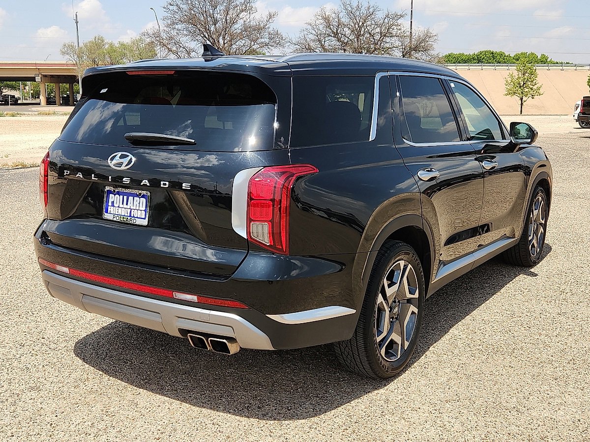 2024 Hyundai Palisade Limited photo 3