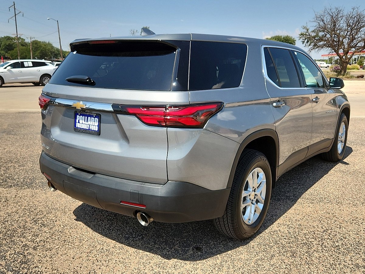 2023 Chevrolet Traverse 1LS photo 3