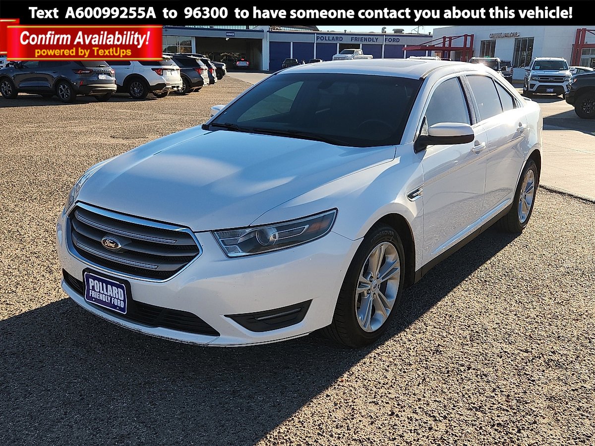 2015 Ford Taurus SEL's photo