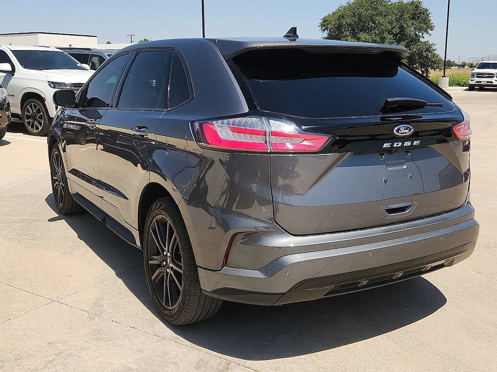 Used 2024 Ford Edge SUV