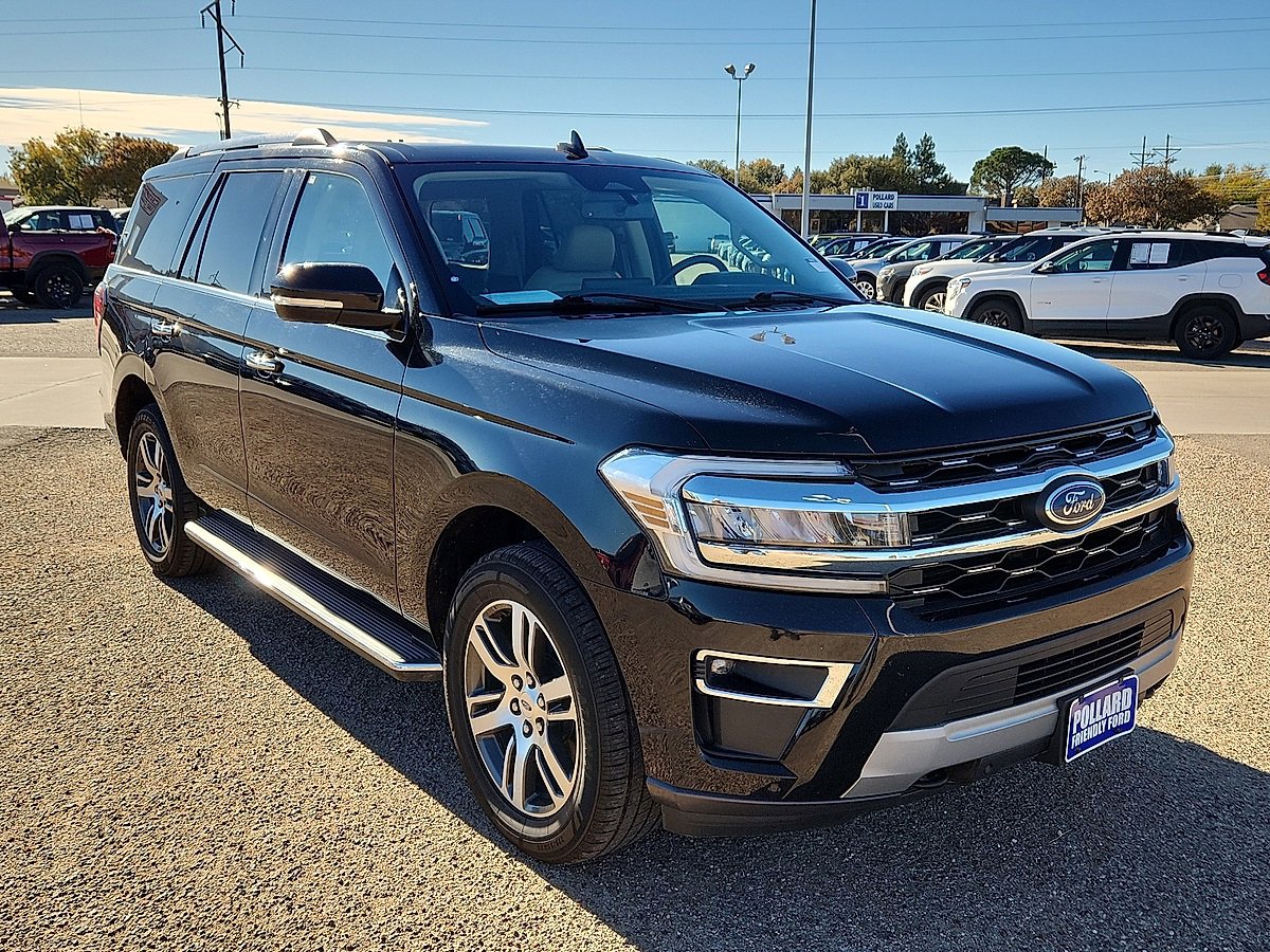 2023 Ford Expedition Limited photo 4