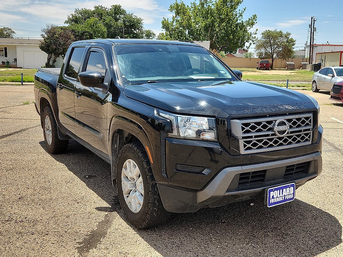 2022 Nissan Frontier SV photo 4