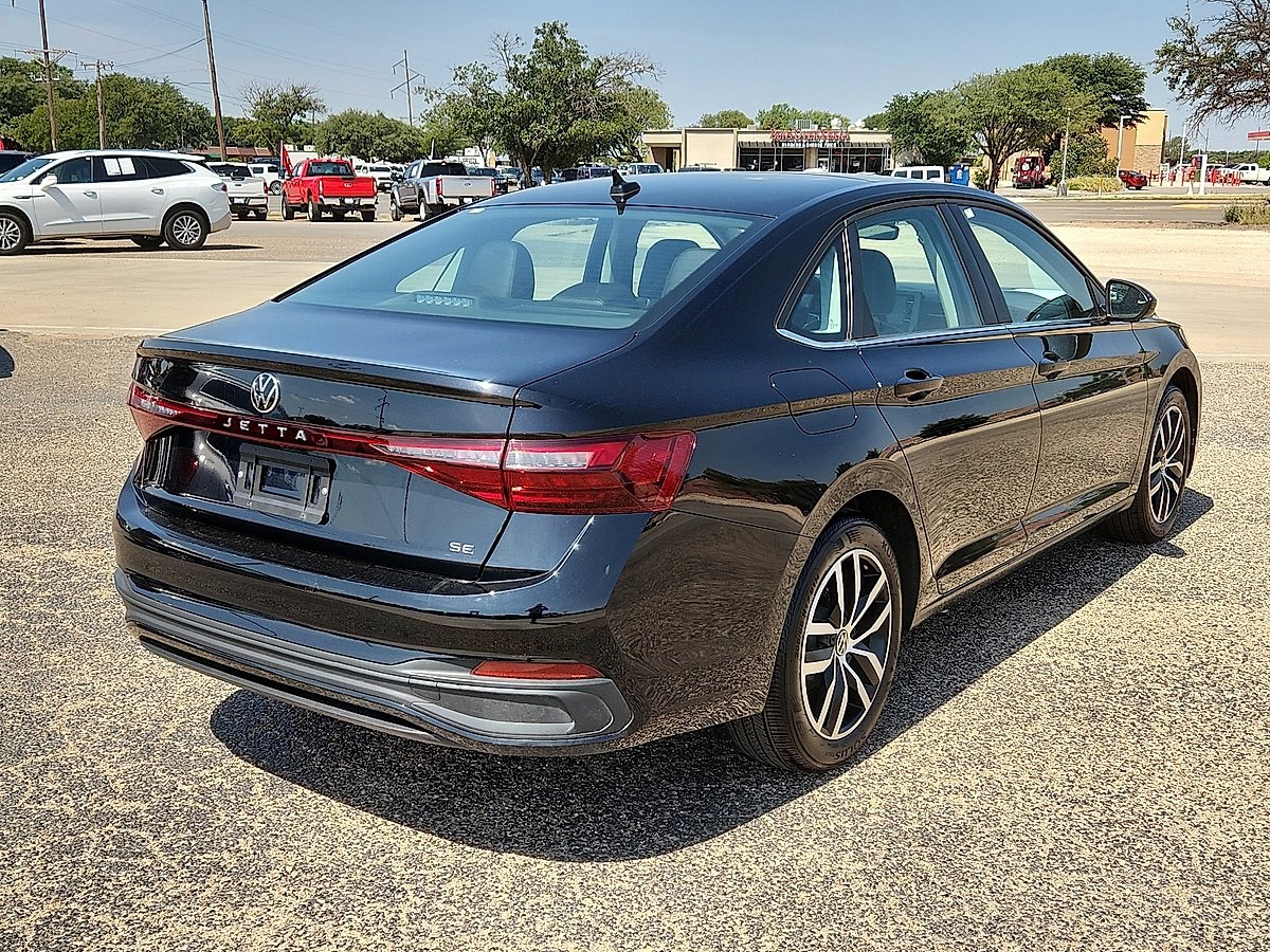 2025 Volkswagen Jetta 1.5T SE photo 3