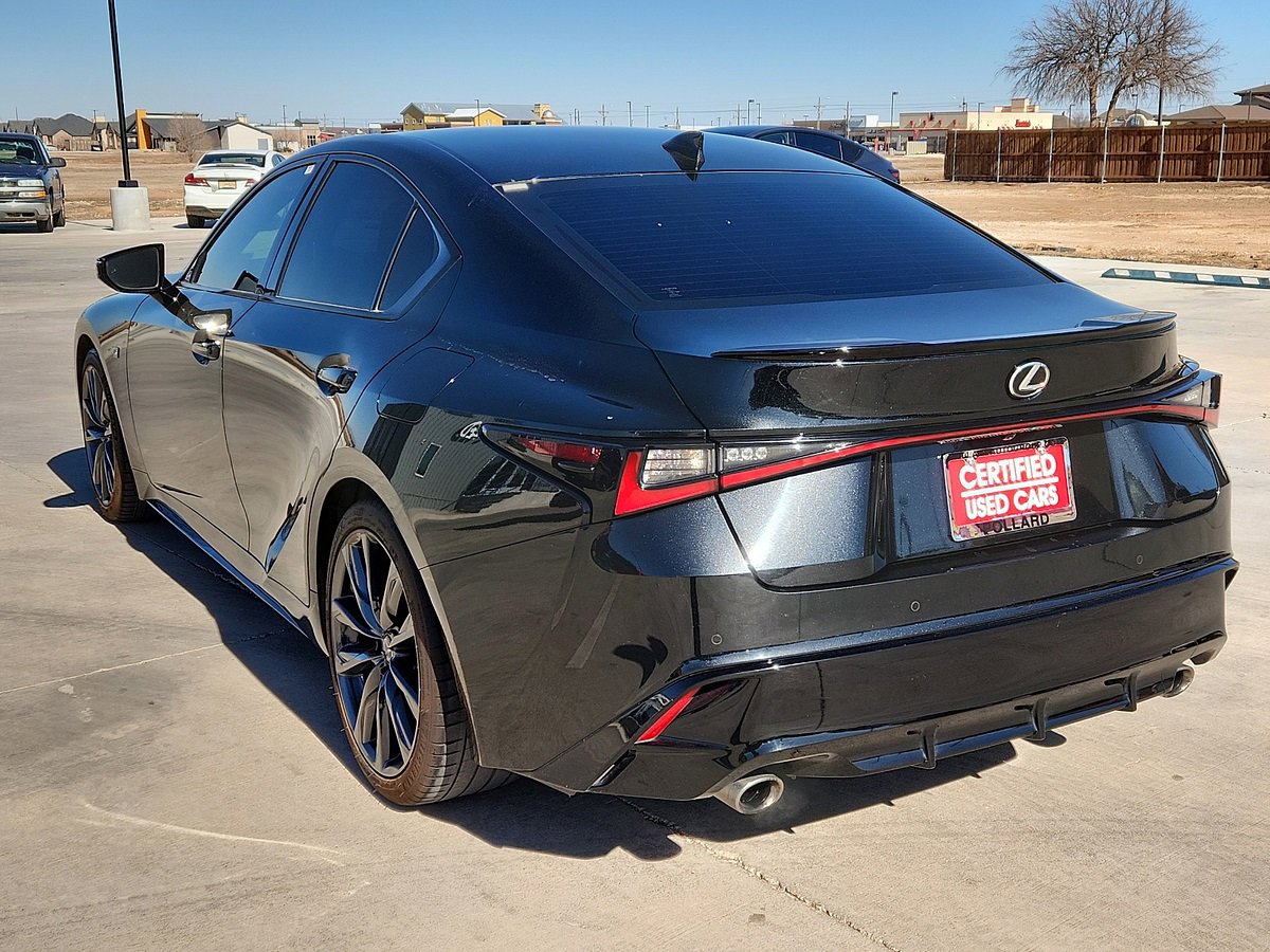 2023 Lexus IS 350 F SPORT photo 2